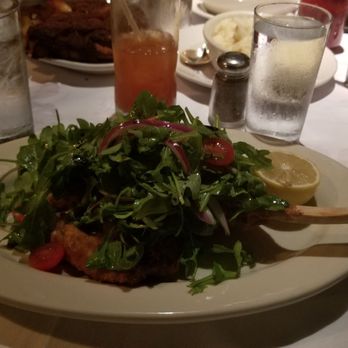 Hendrick's Tavern - I have no clue - Bars Near Me - Roslyn, New York