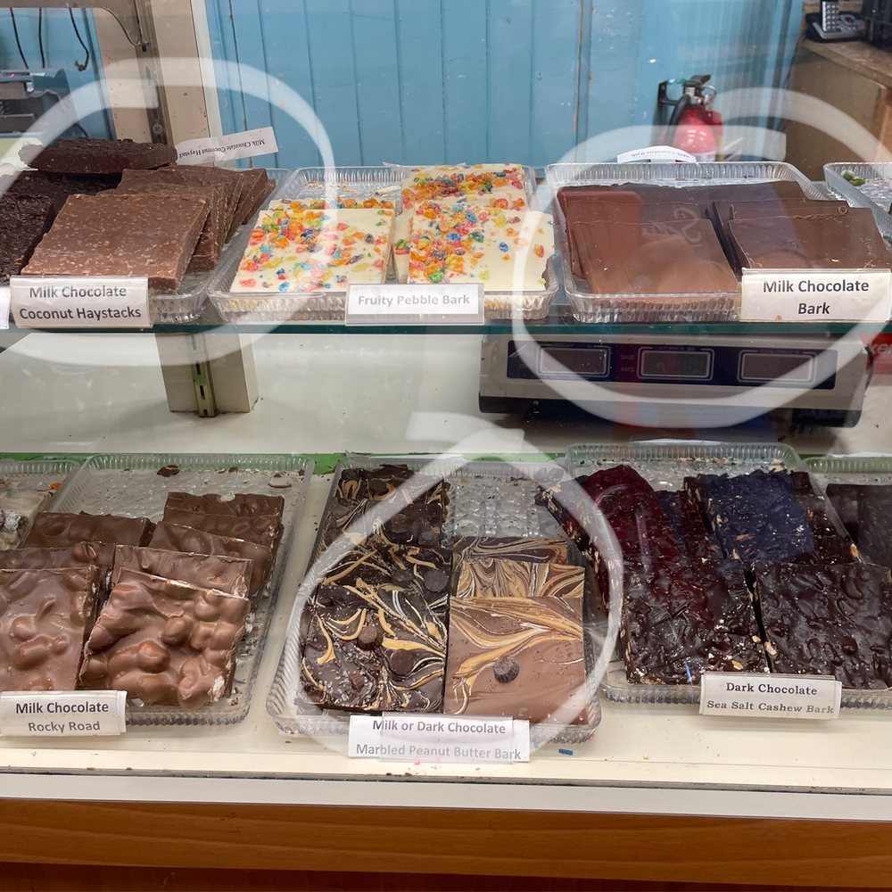 Paul Thomas Chocolates - Chocolatiers & Shops Near Me - Dahlonega, Georgia Paul Thomas Chocolates - Chocolatiers & Shops Near Me - Dahlonega, Georgia