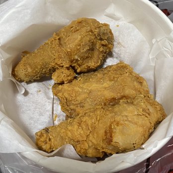 Jollibee - Chicken Shop Near Me - Ajax, Ontario
