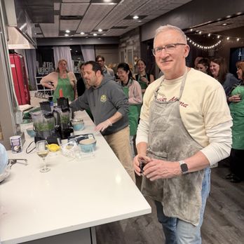 Get in the Kitchen - Cooking Schools Near Me - Chicago, Illinois