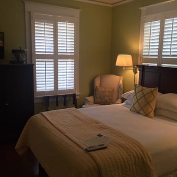 Hemingway House - Room #3 - Bed & Breakfast Near Me - St. Augustine, Florida