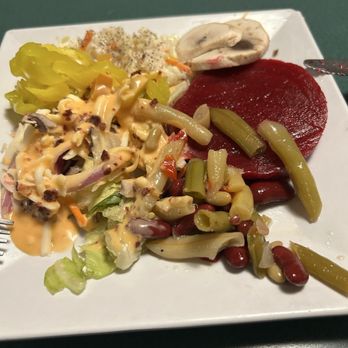 Danny's Restaurant - Salad platter - American Near Me - Buffalo, New York