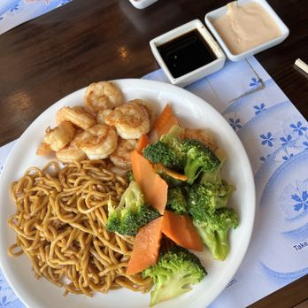 New Dragon Express - Hibachi shrimp with noodles - Chinese Near Me - Bridgeville, Pennsylvania New Dragon Express - Hibachi shrimp with noodles - Chinese Near Me - Bridgeville, Pennsylvania