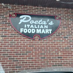 Poeta's Italian Food Market