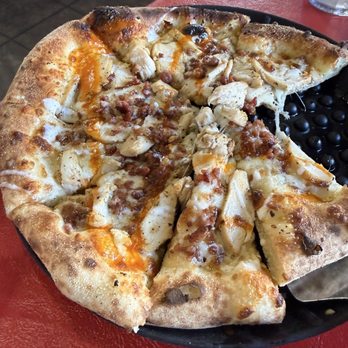 Big Daddy's Pizzeria - The chicken bacon ranch !!! - Pizza Near Me - Sevierville, Tennessee