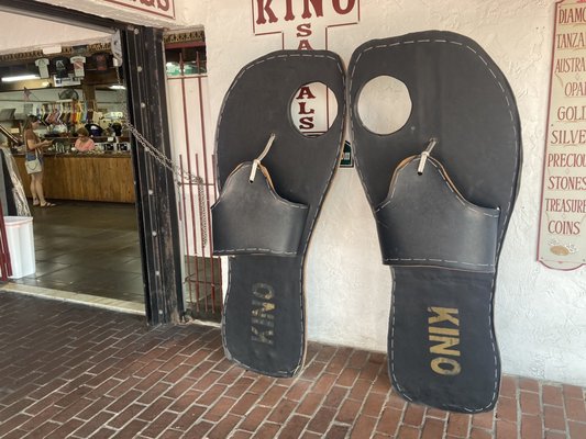 KINO Sandals by null
