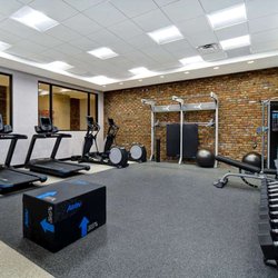 Home2 Suites by Hilton Kalamazoo Downtown - Health club  fitness center  gym