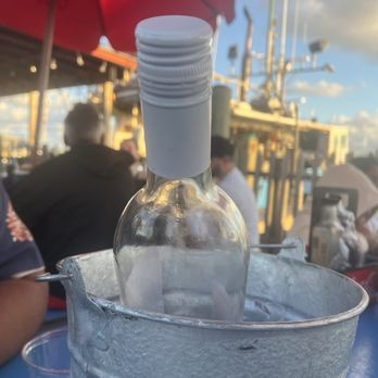 Hooked Up Seafood - Seafood Near Me - Wildwood, New Jersey
