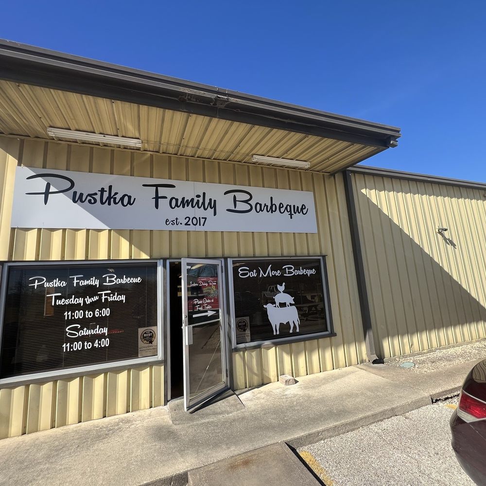 Pustka Family Barbeque - Exterior - Food Trucks Near Me - Temple, Texas Pustka Family Barbeque - Exterior - Food Trucks Near Me - Temple, Texas
