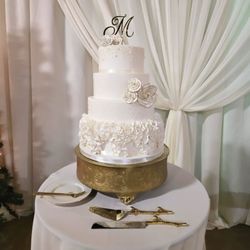 Goodies Cookies - Winter White Rose Wedding Cake