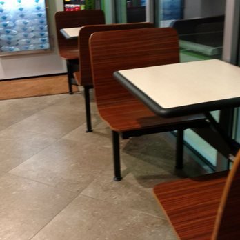 Aloha Island Mart Leokane - Seating area - Gas Stations Near Me - Waipahu, Hawaii