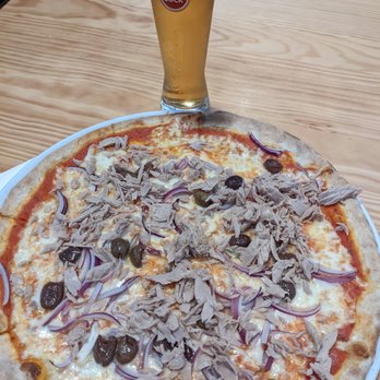 Zero Zero - Pizza and beer from Zero Zero in the Time Out Market - Pizza Near Me - Lisbon, 11 Zero Zero - Pizza and beer from Zero Zero in the Time Out Market - Pizza Near Me - Lisbon, 11