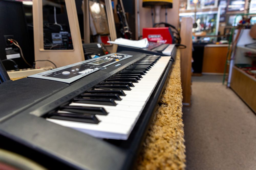 TRIANGLE PAWN & GUNS Updated May 2024 10 Photos 1102 Judge Sekul