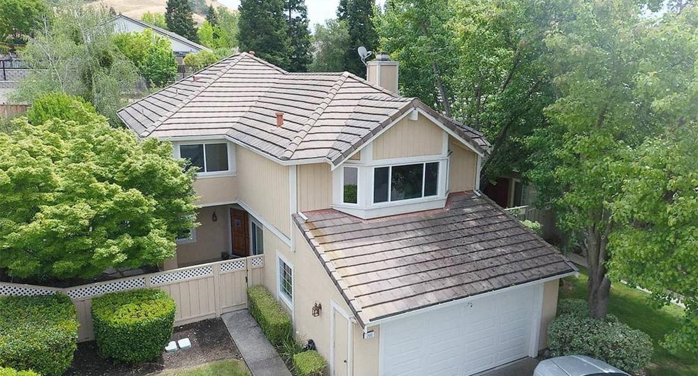 Slide of Straight Edge Roofing