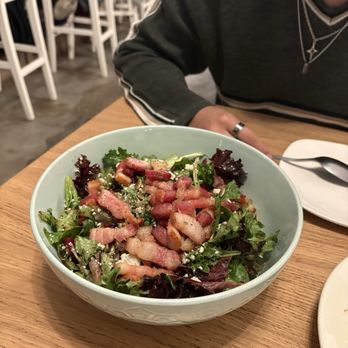 Mamma Eatery - La Bella Del Bosco - Italian Near Me - Davis, California