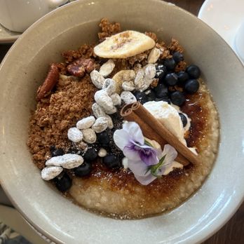 Watertable - Brûléed Oatmeal - New American Near Me - Huntington Beach, California