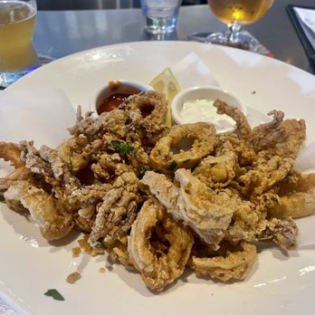 Yard House - Fried Calamari - Bars Near Me - Long Beach, California