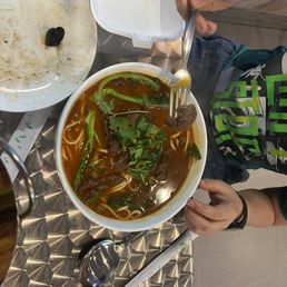 Szechuan Beef Noodle Sour / 四川牛肉面