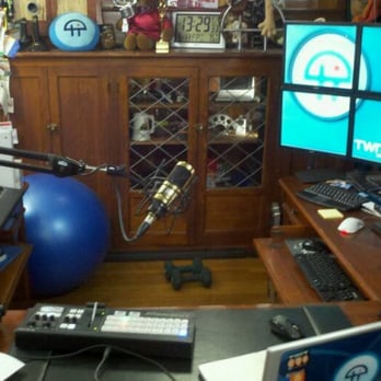 TWiT - This Week in Tech - Leo's station - Radio Stations Near Me - Petaluma, California