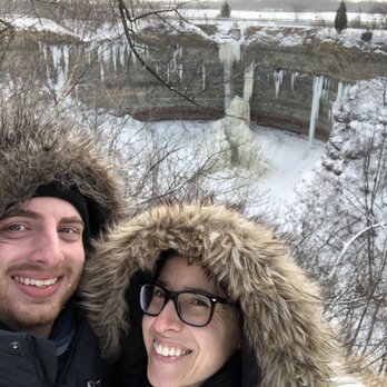 Devil's Punch Bowl Conservation Area - Mandatory selfie - Parks Near Me - Hamilton, Ontario Devil's Punch Bowl Conservation Area - Mandatory selfie - Parks Near Me - Hamilton, Ontario