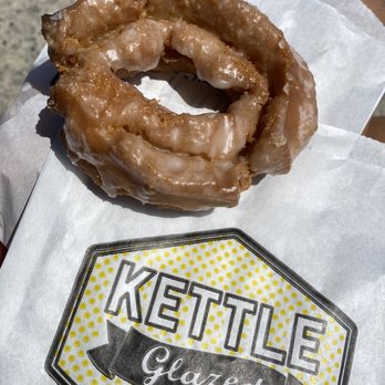 Kettle Glazed Doughnuts - Buttermilk Vanilla Doughnut: $1.25 - Donuts Near Me - Hollywood, California Kettle Glazed Doughnuts - Buttermilk Vanilla Doughnut: $1.25 - Donuts Near Me - Hollywood, California