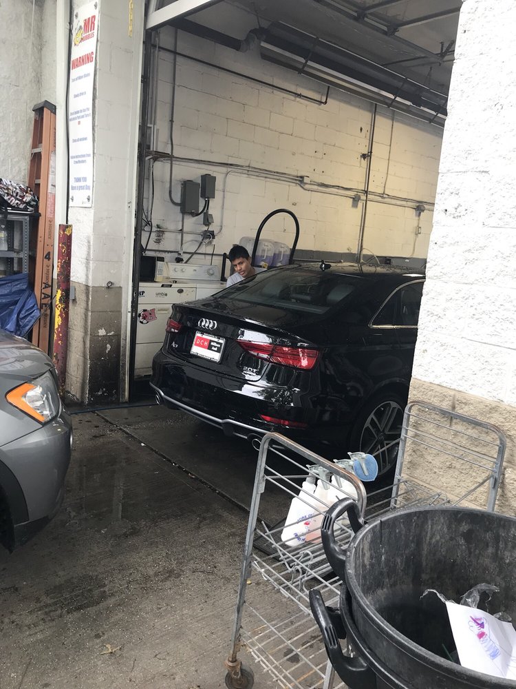 DCH MILLBURN AUDI 29 Photos & 125 Reviews Car Dealers 2211