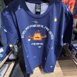 BoxLunch - T shirt