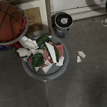 Elite Packout - And they managed to break the only fragile item. - Packing Services Near Me - Gilbert, Arizona Elite Packout - And they managed to break the only fragile item. - Packing Services Near Me - Gilbert, Arizona