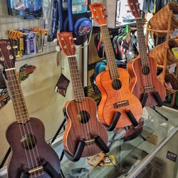 Beach Break Molokai - Largest Selection of Ukuleles