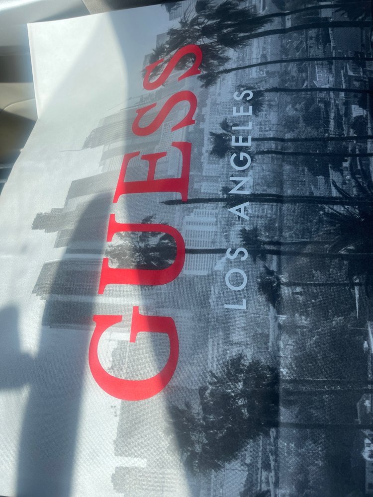 Guess Logo