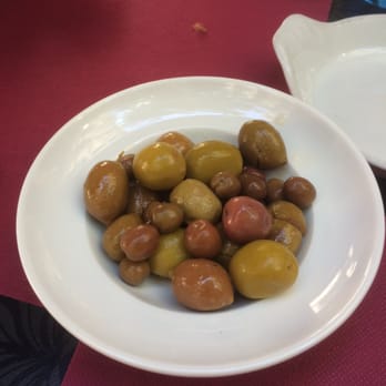 Gabriel - Assorted olives - Mediterranean Near Me - Barcelona, B Gabriel - Assorted olives - Mediterranean Near Me - Barcelona, B