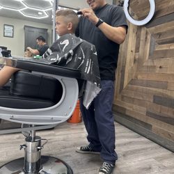 Jay's Barber House - Hair cut with Angelo