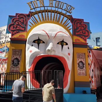 The IT Experience Chapter Two - Main entrance - Haunted Houses Near Me - Los Angeles, California The IT Experience Chapter Two - Main entrance - Haunted Houses Near Me - Los Angeles, California