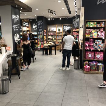 Lush Cosmetics - Cosmetics & Beauty Supply Near Me - Garden City, New York