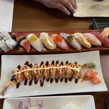 UMA Japanese Restaurant - Sushi Deluxe with the California Roll, Shaggy Dog Roll - Sushi Bars Near Me - Houston, Texas
