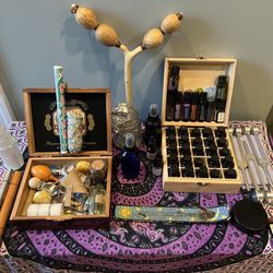Beyond limits Expressive Arts Therapy LLC - Marisa's healing toolbox