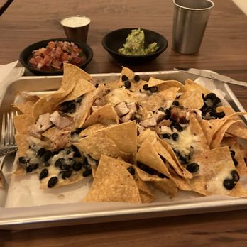 Mucho Aloha Brewhouse - Chicken nachos - Brewpubs Near Me - Koloa, Hawaii