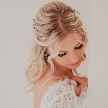 The Chic Bride - Bridal Near Me - Salem, Oregon The Chic Bride - Bridal Near Me - Salem, Oregon