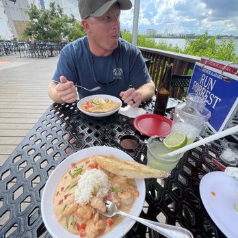 Bubba Gump Shrimp Co. - South of the Boarder Shrimp - Seafood Near Me - Cancún, ROO Bubba Gump Shrimp Co. - South of the Boarder Shrimp - Seafood Near Me - Cancún, ROO