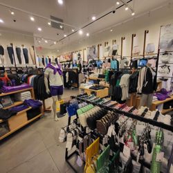 Lululemon