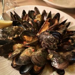 Rochester Chop House - Mussels Diablo