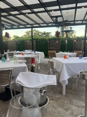 Ferraro's Kitchen Restaurant and Wine Bar by null