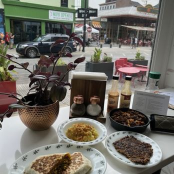 Juniper Seed - Breakfast burrito, breakfast skillet, party, potatoes, crispy goetta. - Breakfast & Brunch Near Me - Cincinnati, Ohio