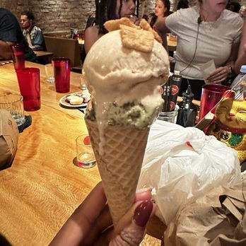 RAMEN-SAN - matcha oreo ice cream cinnamon toast crunch ice cream - Ramen Near Me - Chicago, Illinois RAMEN-SAN - matcha oreo ice cream cinnamon toast crunch ice cream - Ramen Near Me - Chicago, Illinois
