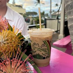 Tobi's Poke & Shave Ice - white chocolate macadamia latte