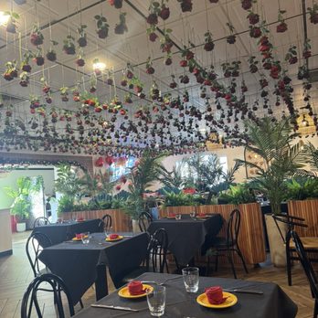Invito Restaurant - Indoors - Mexican Near Me - Elmsford, New York
