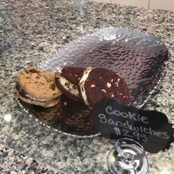 Smallcakes Cave Creek - Cookie sandwich - skip and go for the cupcakes - Cupcakes Near Me - Cave Creek, Arizona Smallcakes Cave Creek - Cookie sandwich - skip and go for the cupcakes - Cupcakes Near Me - Cave Creek, Arizona