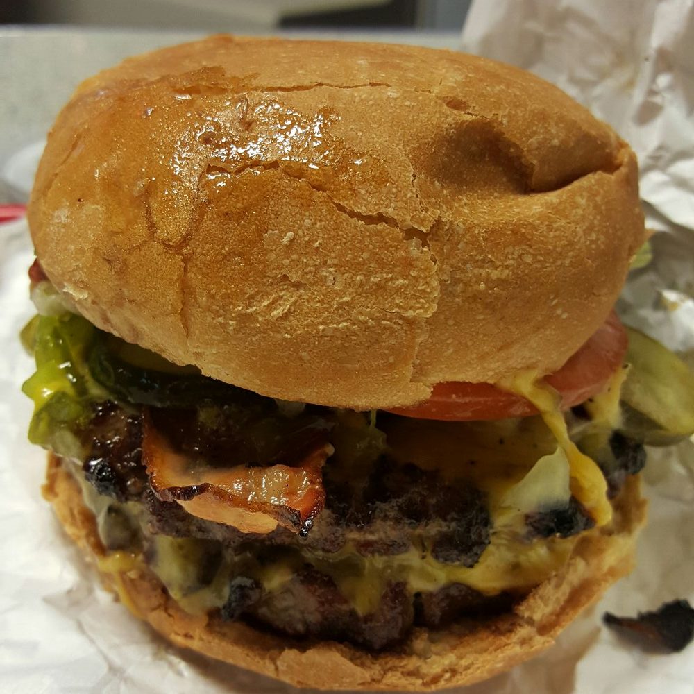 Apache Burgers - Apache burger with cheese and bacon - Hot Dogs Near Me - Etobicoke, Ontario