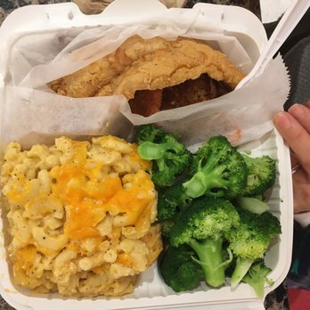 Mid Atlantic Seafood - Today's combo - fried white fish, crabcake, fried shrimp and two sides (mac & cheese and broccoli). - Seafood Near Me - Laurel, Maryland