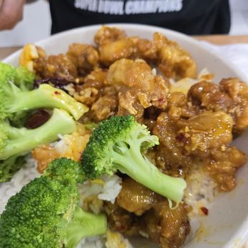 Ten Second Yunnan Rice Noodle - Noodles Near Me - Upper Arlington, Ohio Ten Second Yunnan Rice Noodle - Noodles Near Me - Upper Arlington, Ohio
